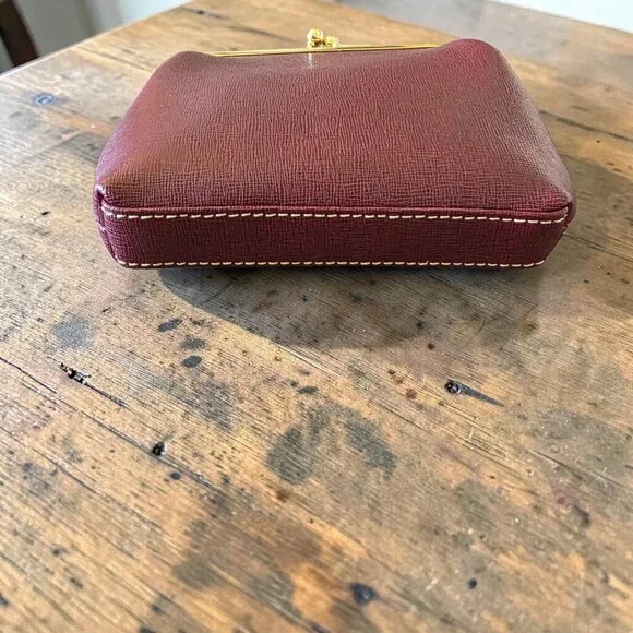 Dooney & Bourke Leather Large Framed Coin Purse Kisslock NWT Cranberry - Picture 16 of 16
